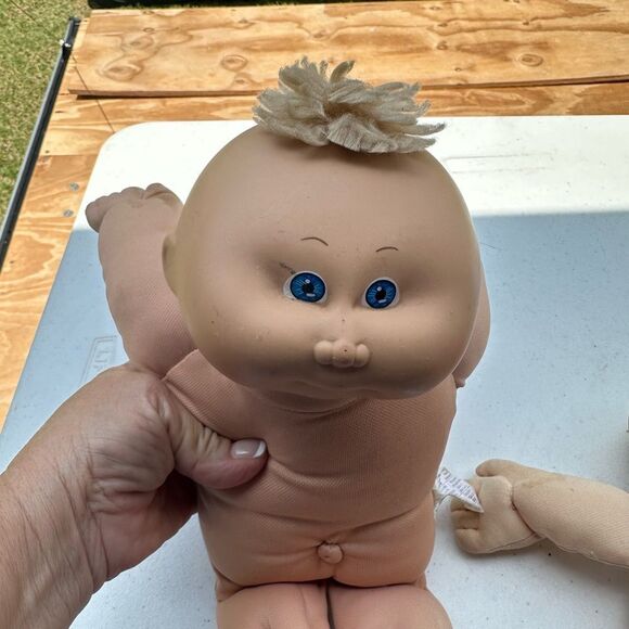 Vintage cabbage patch Soft Plush Baby Doll - Picture 4 of 8